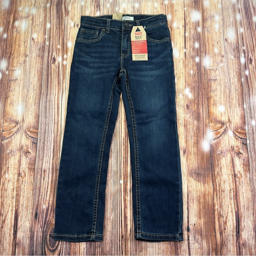 NWT Levi's Performance 511 Slim Fit Kids Jeans 
Size 7 Regular
